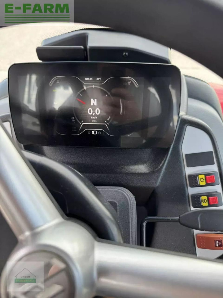 Farm tractor Lindner lintrac 100 (stufe 5) 4rad-lenkung: picture 8 Farm tractor Lindner lintrac 100 (stufe 5) 4rad-lenkung: picture 8