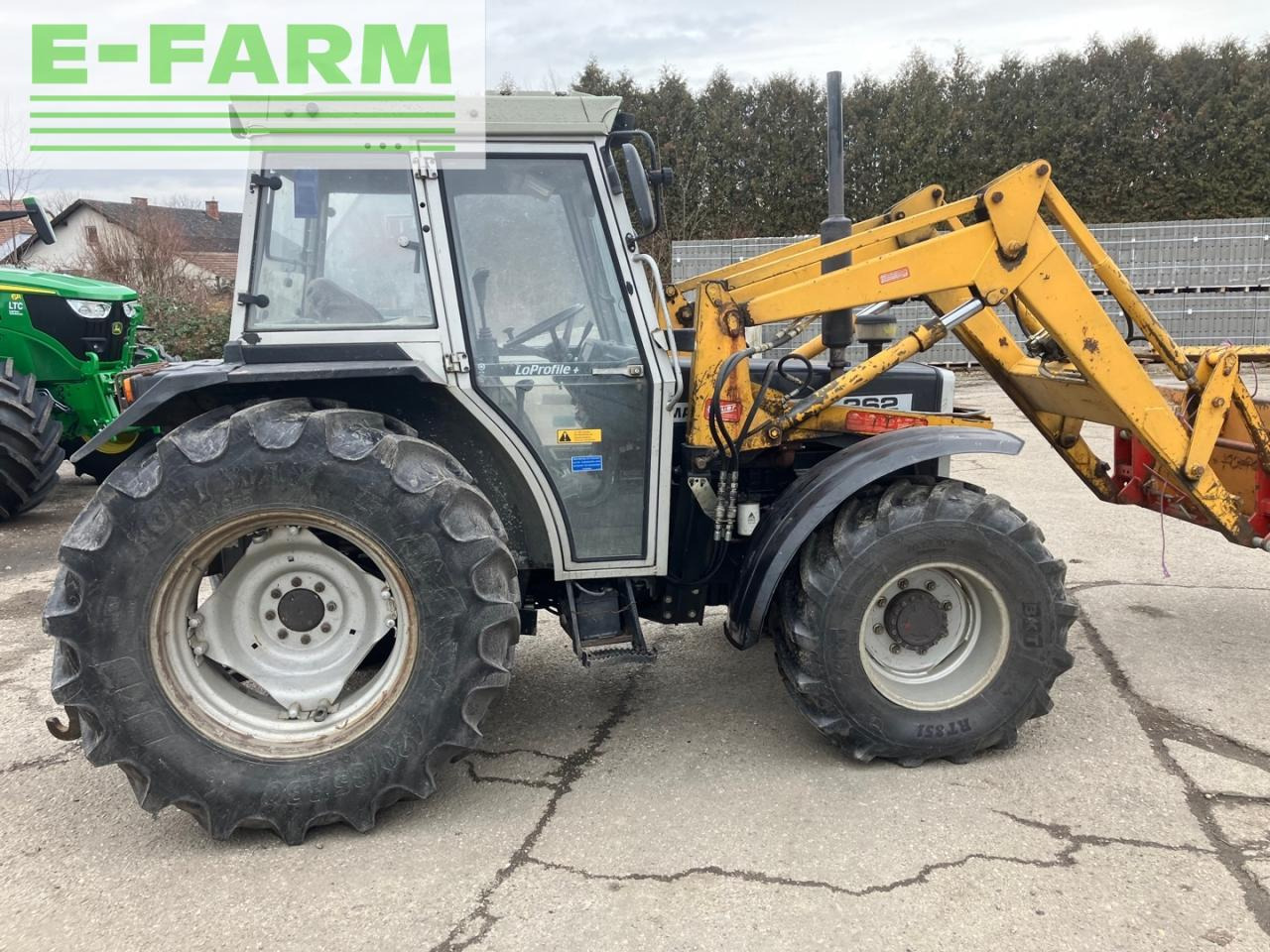 Massey Ferguson 362 - Farm tractor: picture 4 Massey Ferguson 362 - Farm tractor: picture 4