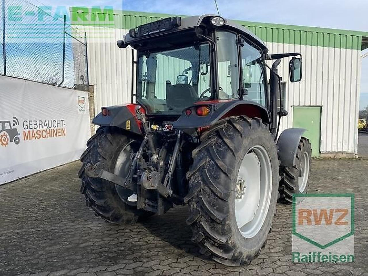 Massey Ferguson 6712 - Farm tractor: picture 2 Massey Ferguson 6712 - Farm tractor: picture 2