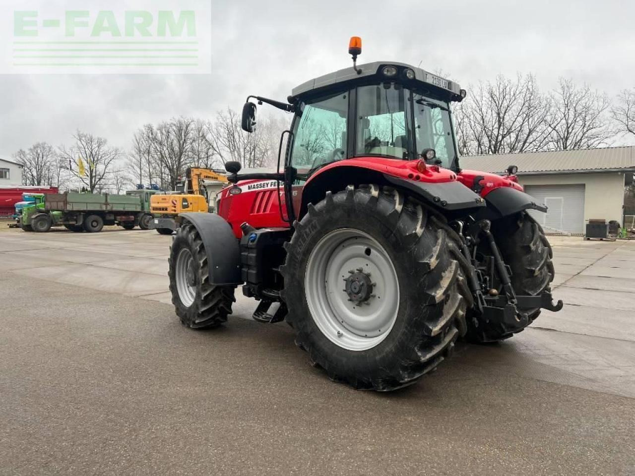 Massey Ferguson 7726 - Farm tractor: picture 2 Massey Ferguson 7726 - Farm tractor: picture 2
