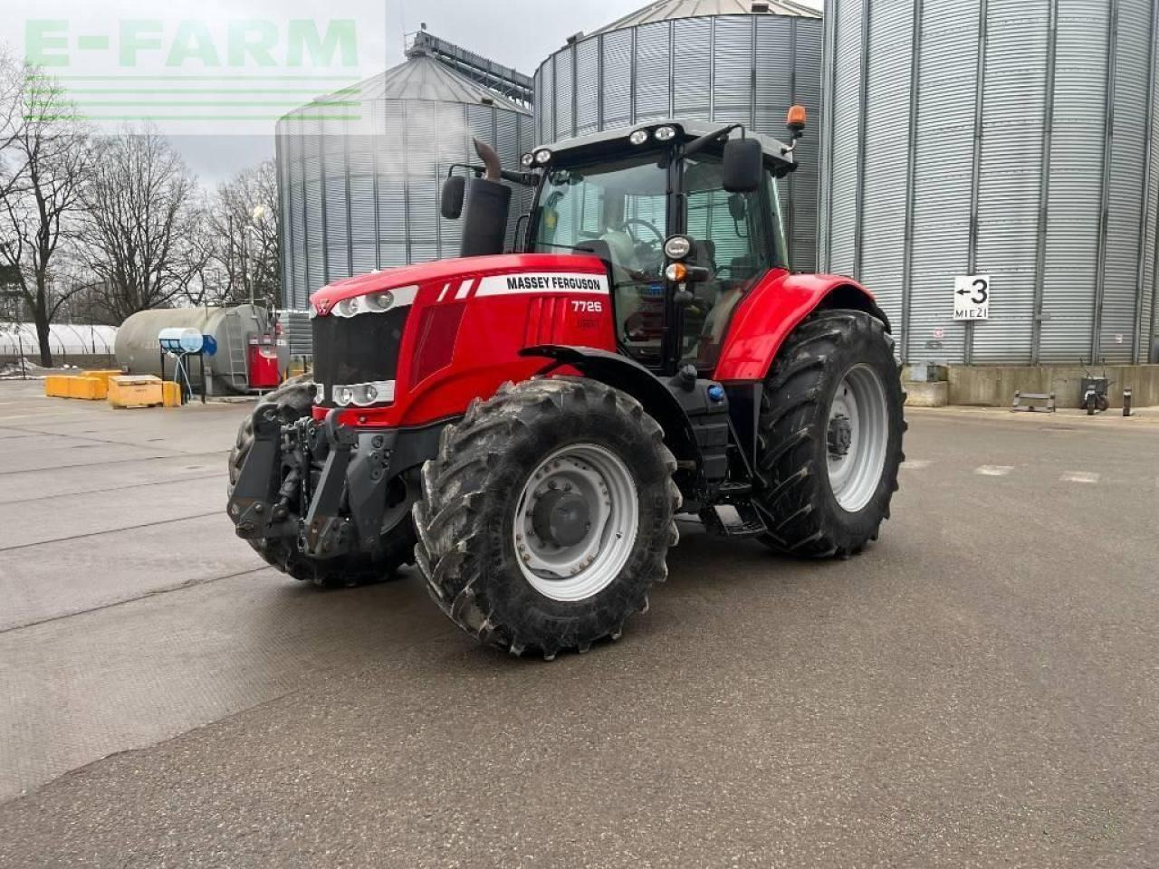 Massey Ferguson 7726 - Farm tractor: picture 1 Massey Ferguson 7726 - Farm tractor: picture 1