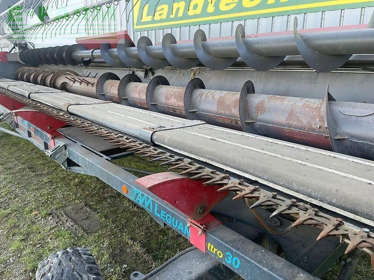 Combine harvester Massey Ferguson 9280: picture 22