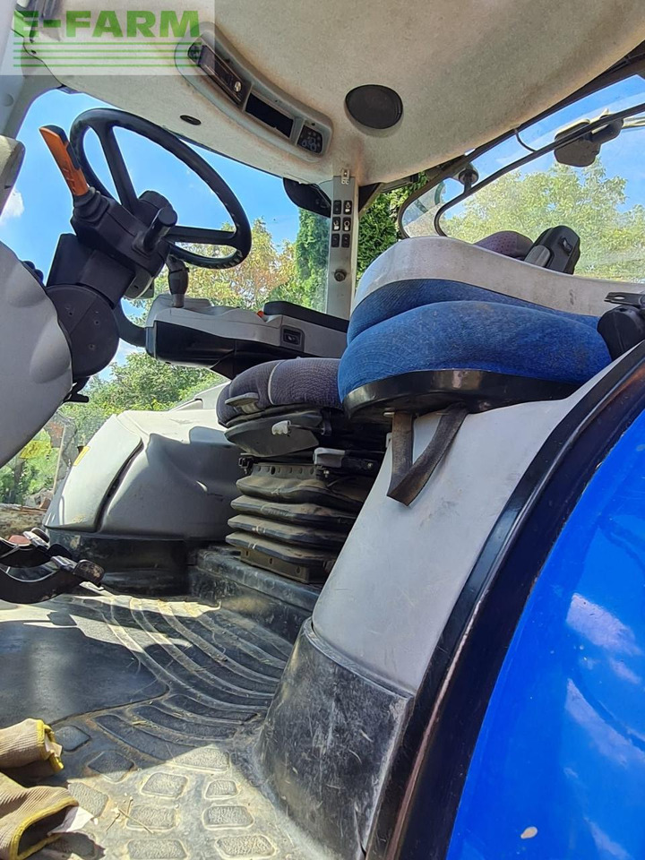 Farm tractor New Holland T7050: picture 8