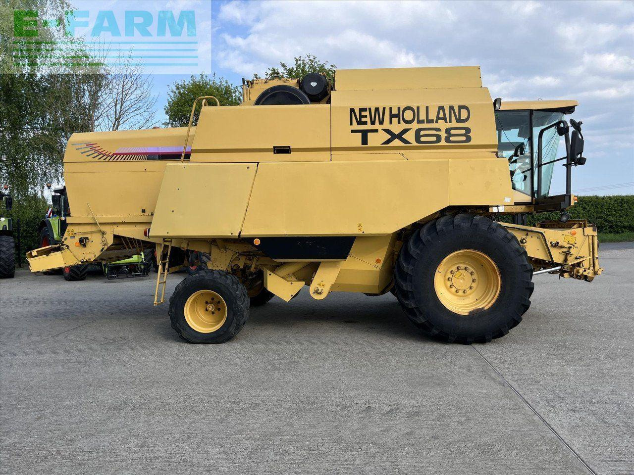 New Holland TX68 - Combine harvester: picture 3 New Holland TX68 - Combine harvester: picture 3