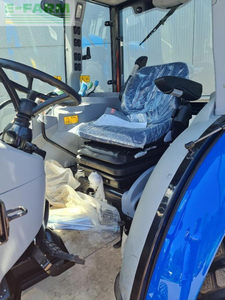 New Holland boomer 55 - Farm tractor: picture 3 New Holland boomer 55 - Farm tractor: picture 3