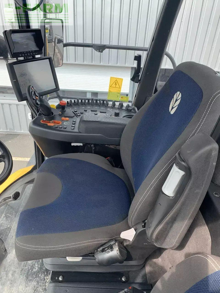 New Holland fr 480 - Forage harvester: picture 5 New Holland fr 480 - Forage harvester: picture 5