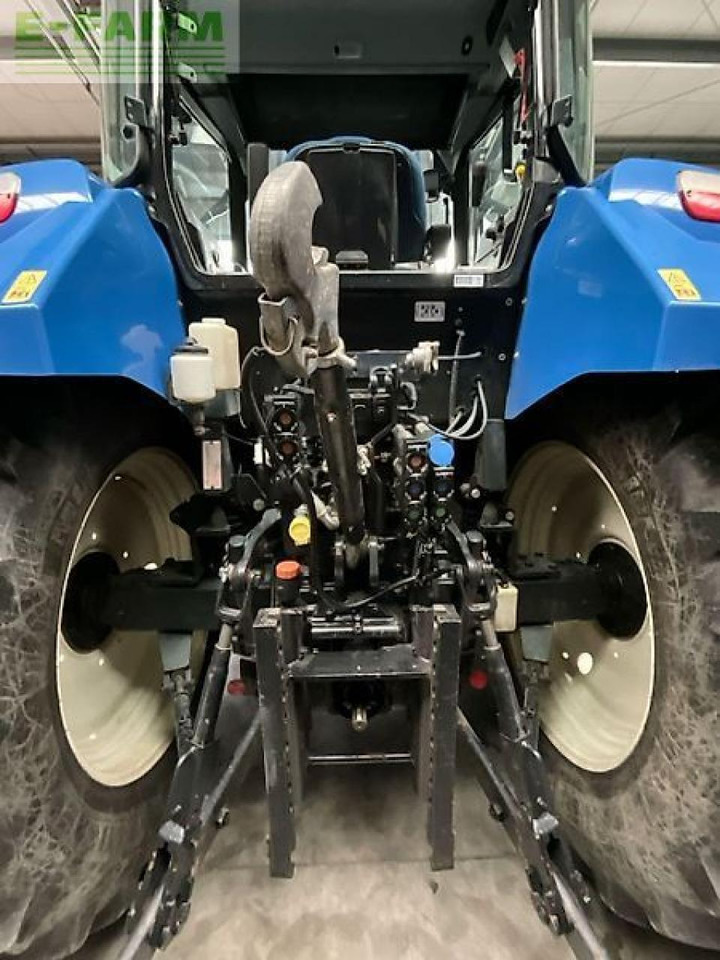 New Holland t 5.105 electro command - Farm tractor: picture 3 New Holland t 5.105 electro command - Farm tractor: picture 3