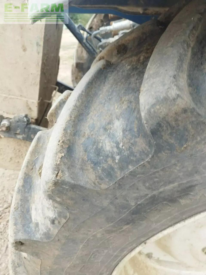 Farm tractor New Holland t5 120 ec EC: picture 8