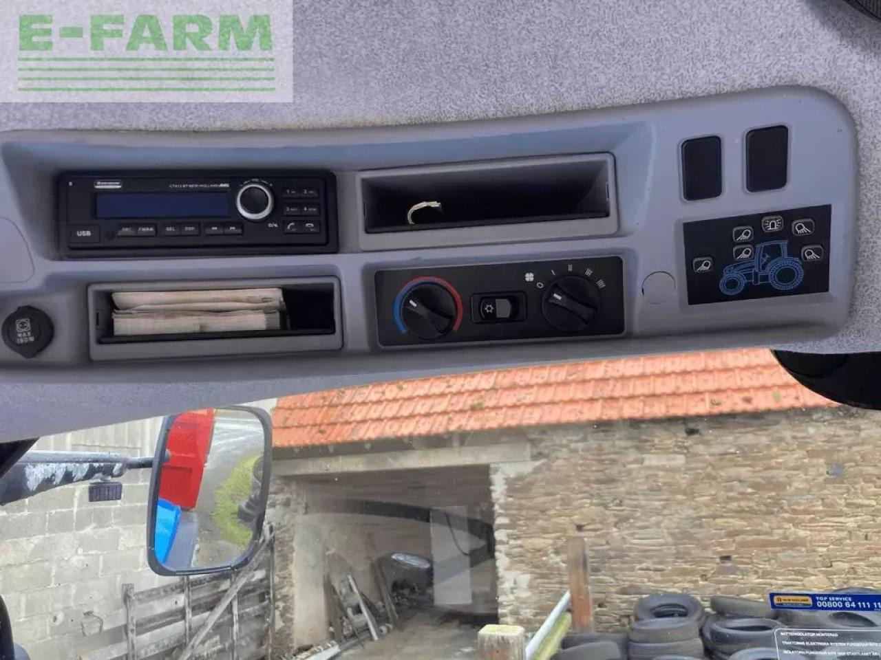 New Holland t6.155 electro command - Farm tractor: picture 2 New Holland t6.155 electro command - Farm tractor: picture 2