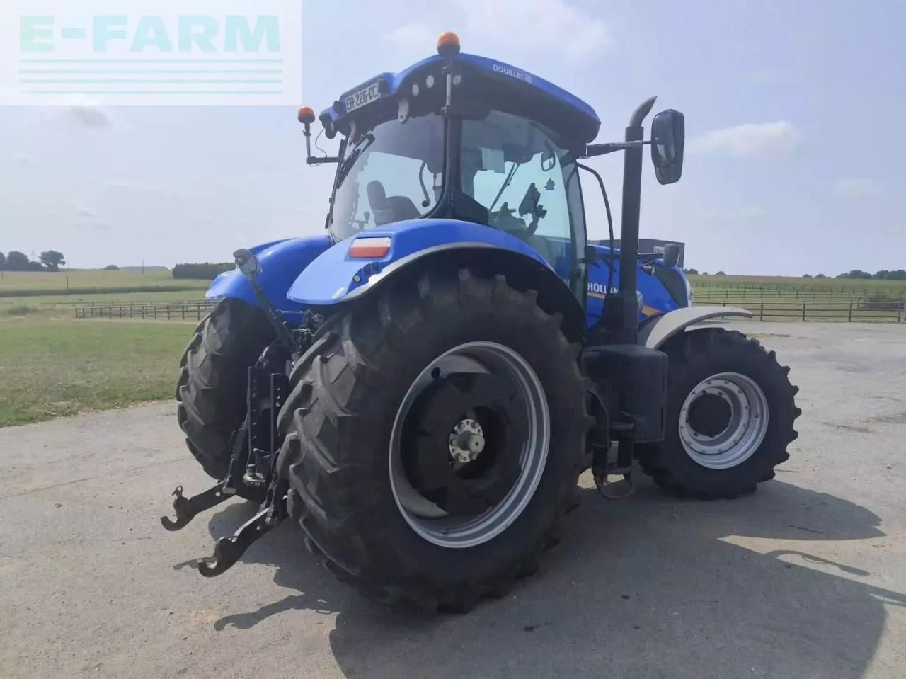 New Holland t7 230 ac - Farm tractor: picture 4 New Holland t7 230 ac - Farm tractor: picture 4