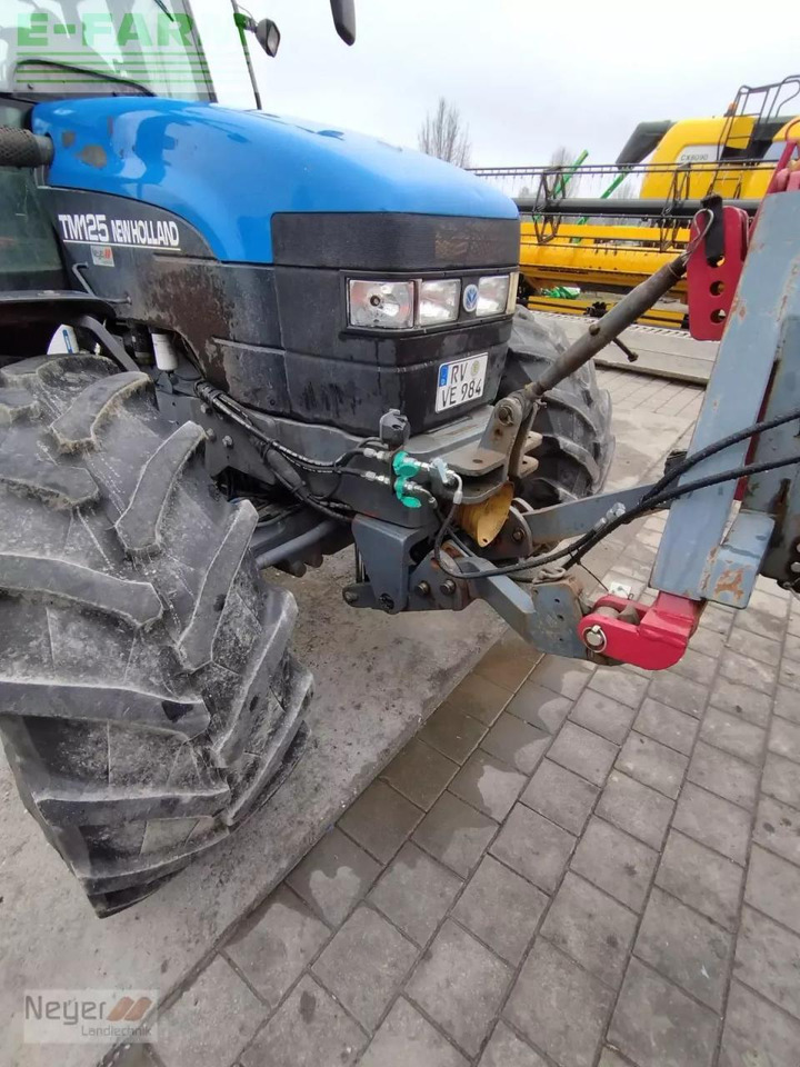 Farm tractor New Holland tm 125: picture 12