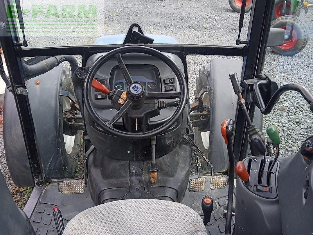 Farm tractor New Holland tn 75 s S: picture 10