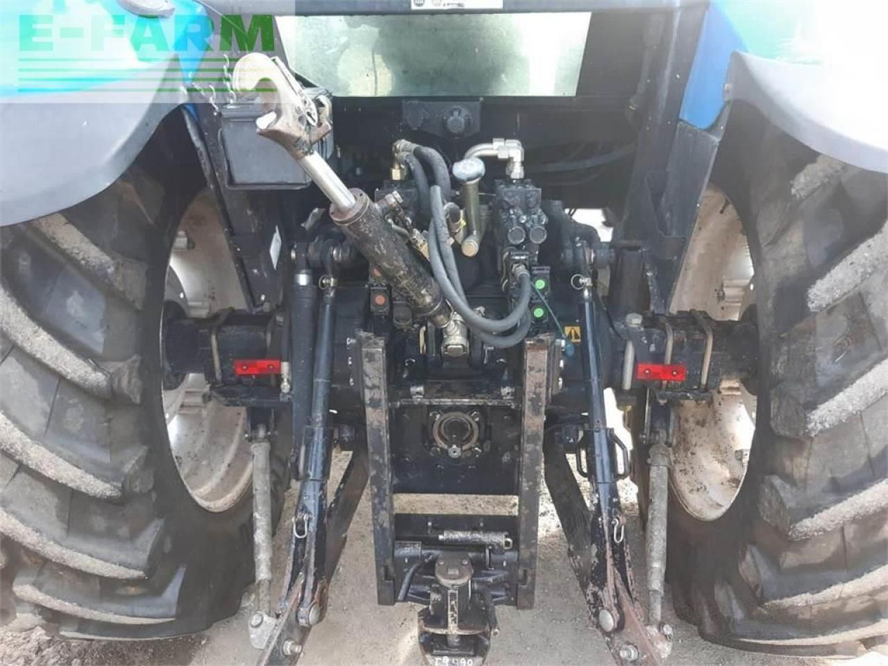 New Holland ts90 - Farm tractor: picture 3 New Holland ts90 - Farm tractor: picture 3