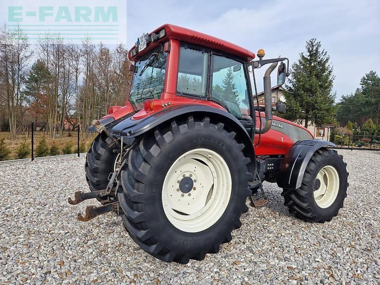 Valtra t120 - Farm tractor: picture 5 Valtra t120 - Farm tractor: picture 5