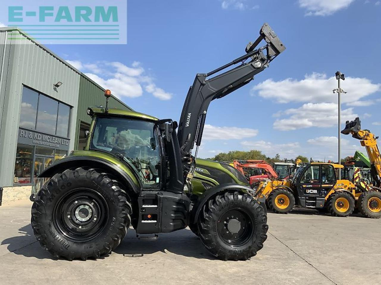 Valtra t175 versu tractor (st24299) Versu - Farm tractor: picture 1 Valtra t175 versu tractor (st24299) Versu - Farm tractor: picture 1