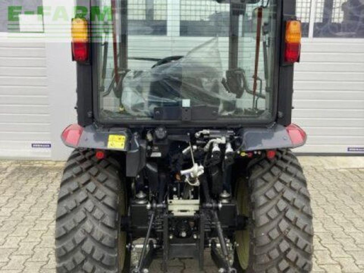 Yanmar yt235 mit kabine yanmar trakto - Farm tractor: picture 3 Yanmar yt235 mit kabine yanmar trakto - Farm tractor: picture 3