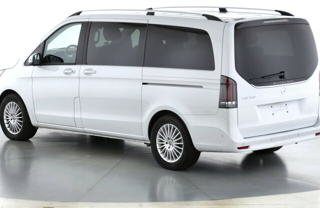 Passenger van, Electric van MERCEDES-BENZ EQV 300 lang,7Sitze,2Schiebetüren,Distronic,LED...: picture 12 Passenger van, Electric van MERCEDES-BENZ EQV 300 lang,7Sitze,2Schiebetüren,Distronic,LED...: picture 12