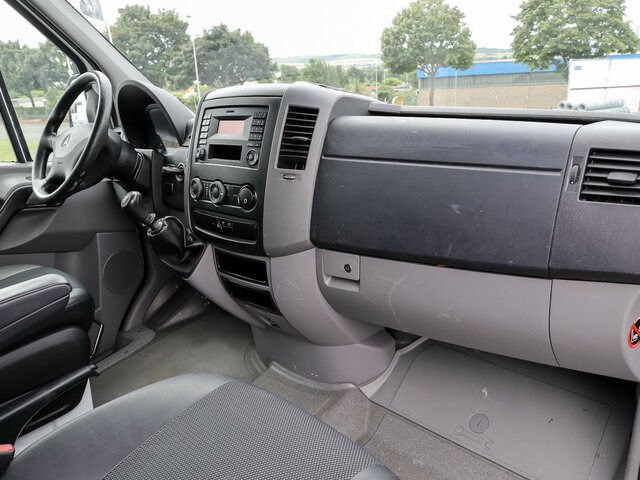 MERCEDES-BENZ Sprinter 316CDI DOKA,Allrad,Klima... - Flatbed van, Combi van: picture 3 MERCEDES-BENZ Sprinter 316CDI DOKA,Allrad,Klima... - Flatbed van, Combi van: picture 3