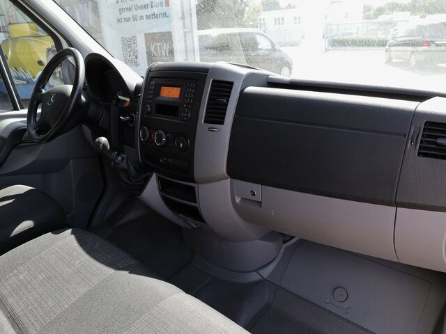 MERCEDES-BENZ Sprinter 316CDI Pritsche,Allrad,Klima... - Curtain side van: picture 2 MERCEDES-BENZ Sprinter 316CDI Pritsche,Allrad,Klima... - Curtain side van: picture 2