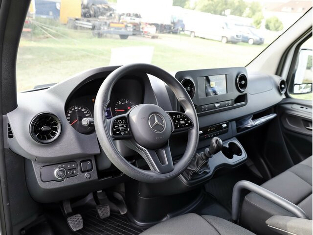MERCEDES-BENZ Sprinter317CDI Maxi Koffer,LBW,Klima,Kamera - Box van: picture 4 MERCEDES-BENZ Sprinter317CDI Maxi Koffer,LBW,Klima,Kamera - Box van: picture 4