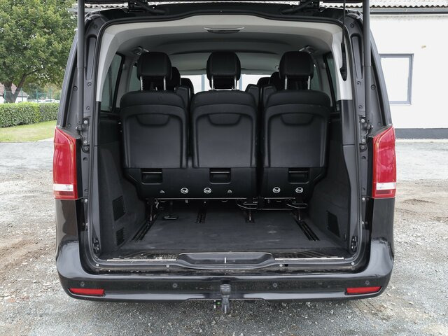 MERCEDES-BENZ V 300 Avantgarde,Extralang,2xSchiebetür el.,AHK... - Passenger van: picture 2 MERCEDES-BENZ V 300 Avantgarde,Extralang,2xSchiebetür el.,AHK... - Passenger van: picture 2