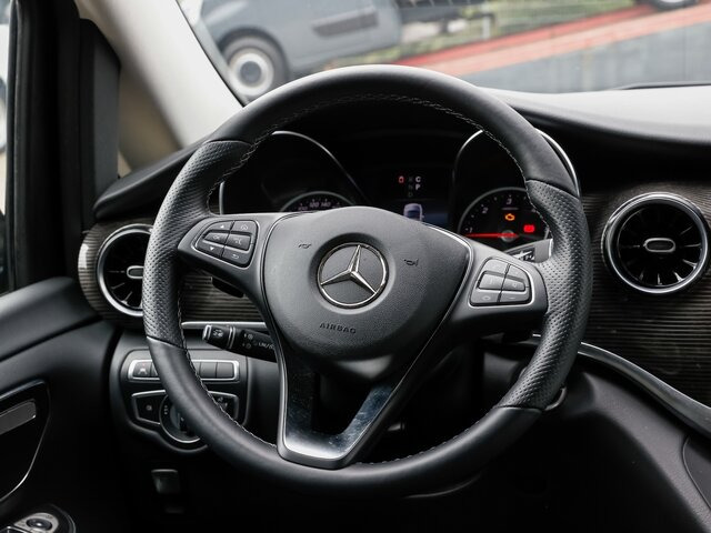 Passenger van MERCEDES-BENZ V 300 Avantgarde,Extralang,2xSchiebetür el.,AHK: picture 6