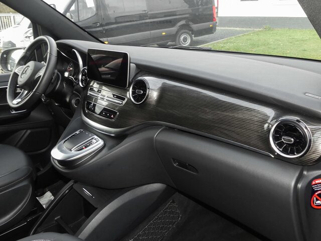 MERCEDES-BENZ V 300 Avantgarde Extralang,2xSchiebetür elektr.... - Passenger van: picture 3 MERCEDES-BENZ V 300 Avantgarde Extralang,2xSchiebetür elektr.... - Passenger van: picture 3