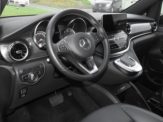 MERCEDES-BENZ V 300 Avantgarde Extralang,2xSchiebetür elektr.... - Passenger van: picture 4 MERCEDES-BENZ V 300 Avantgarde Extralang,2xSchiebetür elektr.... - Passenger van: picture 4
