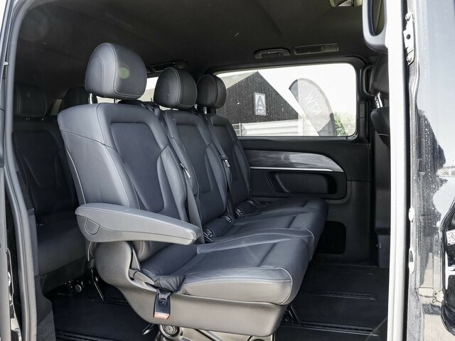 MERCEDES-BENZ V 300 Avantgarde Extralang,Allrad,2Schiebetüren - Minibus, Passenger van: picture 4 MERCEDES-BENZ V 300 Avantgarde Extralang,Allrad,2Schiebetüren - Minibus, Passenger van: picture 4