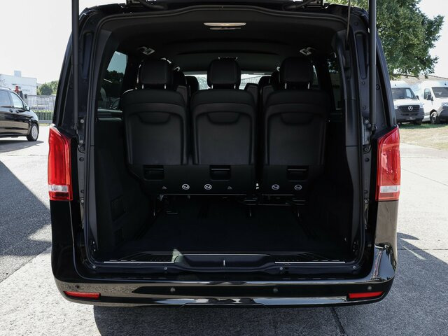 MERCEDES-BENZ V 300 Avantgarde Extralang,Allrad,2Schiebetüren... - Passenger van: picture 2 MERCEDES-BENZ V 300 Avantgarde Extralang,Allrad,2Schiebetüren... - Passenger van: picture 2