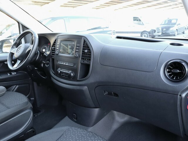 MERCEDES-BENZ Vito 114 TourerPro,Extralang,8Sitzer,Automatik... - Passenger van: picture 4 MERCEDES-BENZ Vito 114 TourerPro,Extralang,8Sitzer,Automatik... - Passenger van: picture 4