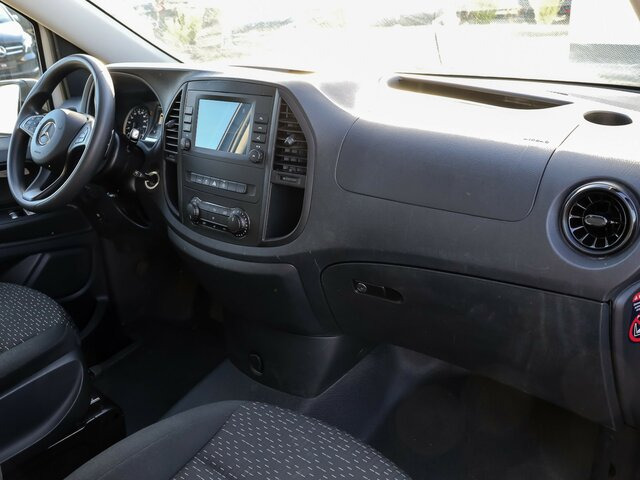 MERCEDES-BENZ Vito 114 TourerPro,lang,Automatik,8Sitze,Kamera... - Minibus, Passenger van: picture 4 MERCEDES-BENZ Vito 114 TourerPro,lang,Automatik,8Sitze,Kamera... - Minibus, Passenger van: picture 4