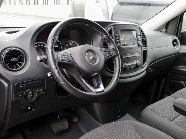 MERCEDES-BENZ Vito 116TourerPro ,Extralang,2xKlima,Kamera,AHK... - Passenger van: picture 5 MERCEDES-BENZ Vito 116TourerPro ,Extralang,2xKlima,Kamera,AHK... - Passenger van: picture 5
