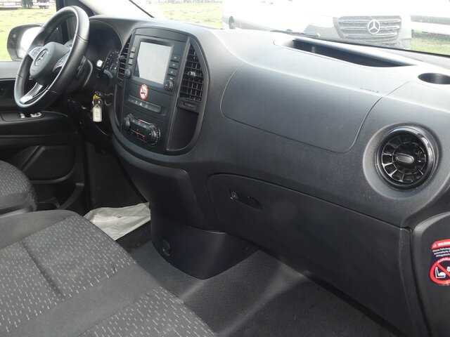 MERCEDES-BENZ Vito 116TourerPro ,Extralang,2xKlima,Kamera,AHK - Minibus, Passenger van: picture 3 MERCEDES-BENZ Vito 116TourerPro ,Extralang,2xKlima,Kamera,AHK - Minibus, Passenger van: picture 3