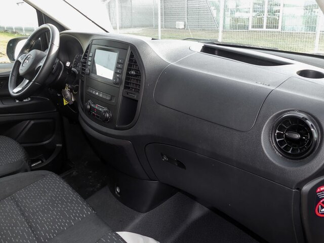 MERCEDES-BENZ Vito 116TourerPro ,Extralang,2xKlima,Kamera,AHK - Minibus, Passenger van: picture 3 MERCEDES-BENZ Vito 116TourerPro ,Extralang,2xKlima,Kamera,AHK - Minibus, Passenger van: picture 3