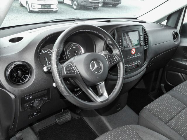 MERCEDES-BENZ Vito 116TourerPro ,Extralang,AMF Rollstuhlrampe... - Passenger van: picture 3 MERCEDES-BENZ Vito 116TourerPro ,Extralang,AMF Rollstuhlrampe... - Passenger van: picture 3