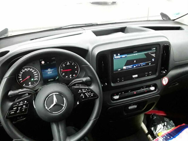 MERCEDES-BENZ Vito116CDI KA Extralang,Automatik,Klima,Kamera... - Small van: picture 4 MERCEDES-BENZ Vito116CDI KA Extralang,Automatik,Klima,Kamera... - Small van: picture 4