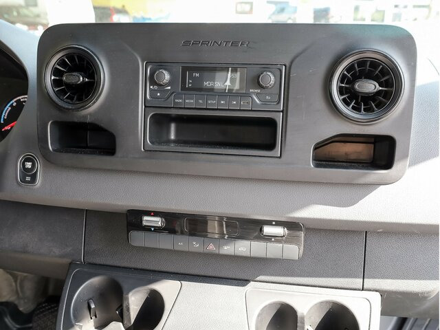 MERCEDES-BENZ eSprinter 312 Kasten FWD,3.924mm Radstand leasing MERCEDES-BENZ eSprinter 312 Kasten FWD,3.924mm Radstand: picture 7