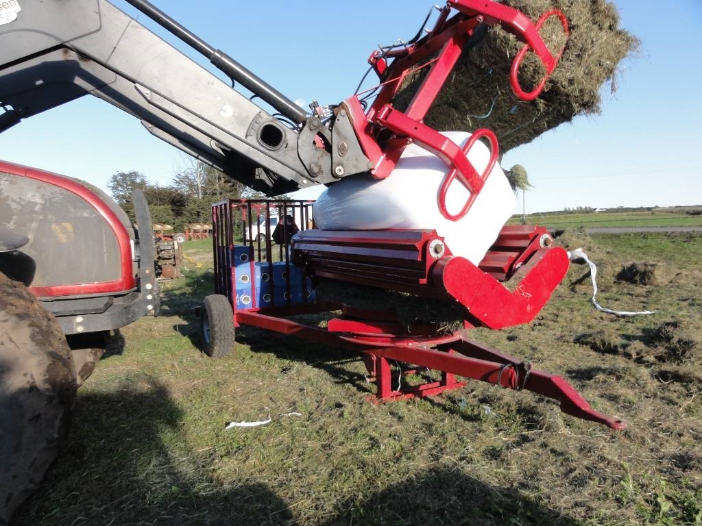 Pomi Wrap 200 - Bale wrapper: picture 3 Pomi Wrap 200 - Bale wrapper: picture 3