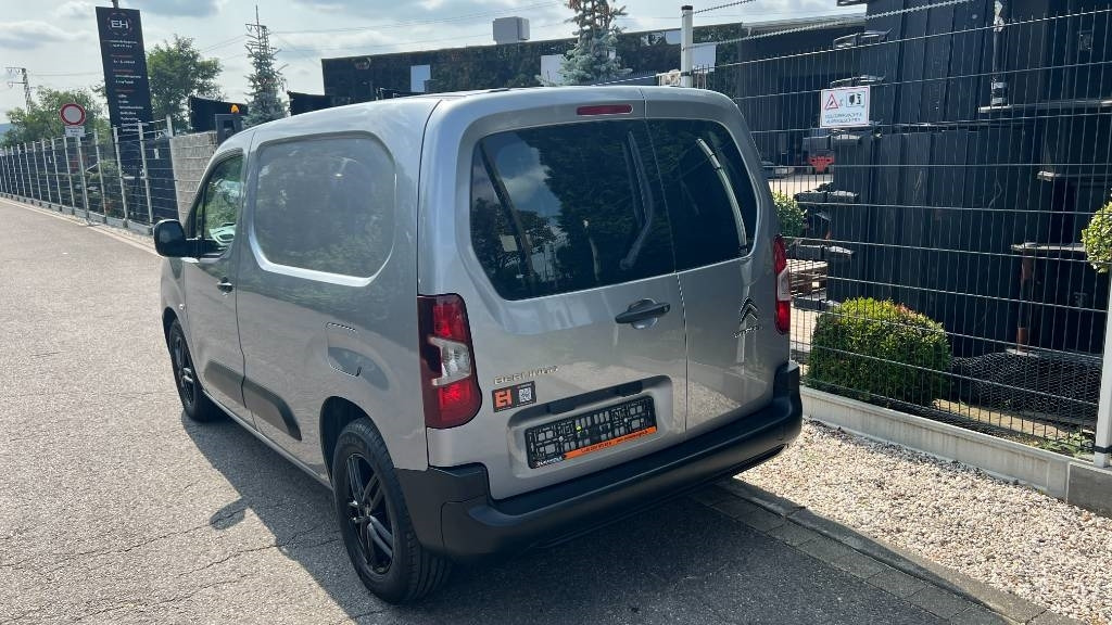 Citroën Berlingo 1.5 Blue HDI, Kasten, 8 Reifen, Klima  - Box van: picture 4 Citroën Berlingo 1.5 Blue HDI, Kasten, 8 Reifen, Klima  - Box van: picture 4