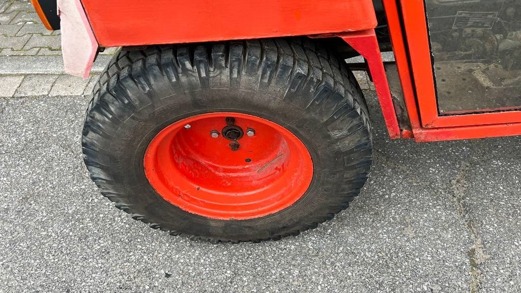 Municipal tractor Hako 2300 D Kleintraktor, hyrd. Kehrmaschine, Zapfwelle: picture 20