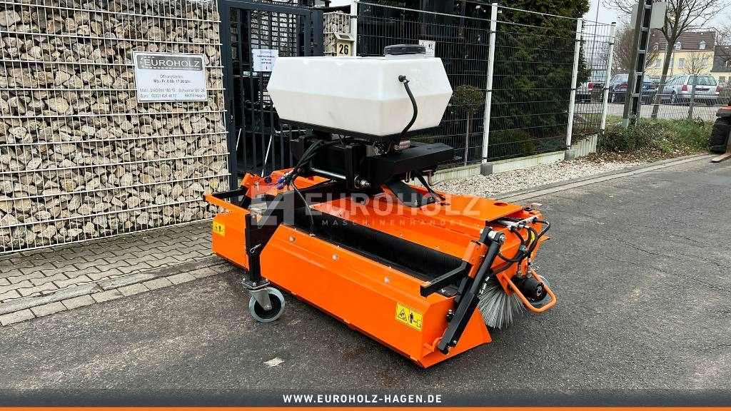 Kehrmaschine ZM2000 - Broom for Municipal/ Special vehicle: picture 2 Kehrmaschine ZM2000 - Broom for Municipal/ Special vehicle: picture 2