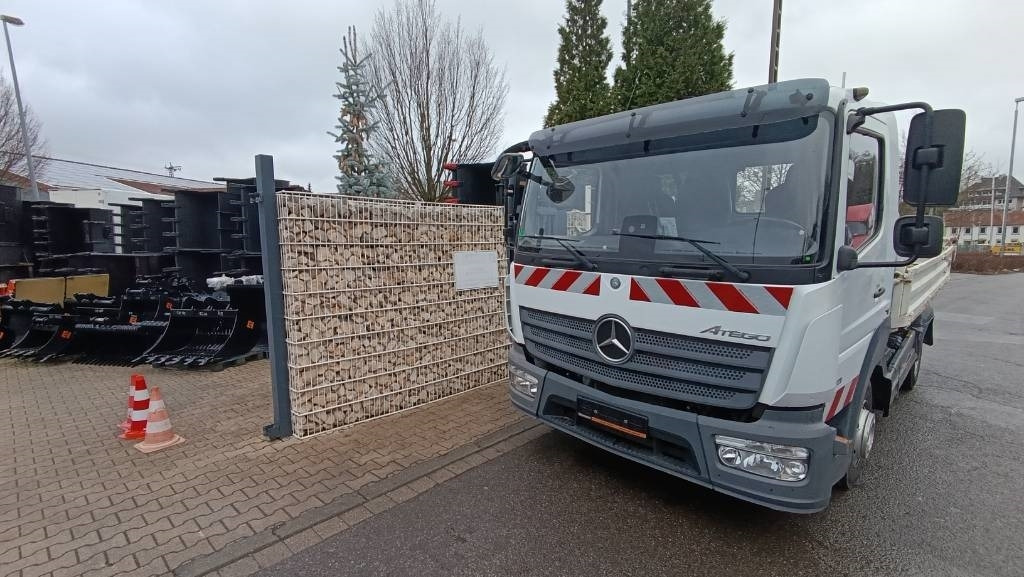 Mercedes-Benz Atego 821, Meiller, 3-Seiten-Kipper, Automatik - Tipper: picture 2 Mercedes-Benz Atego 821, Meiller, 3-Seiten-Kipper, Automatik - Tipper: picture 2