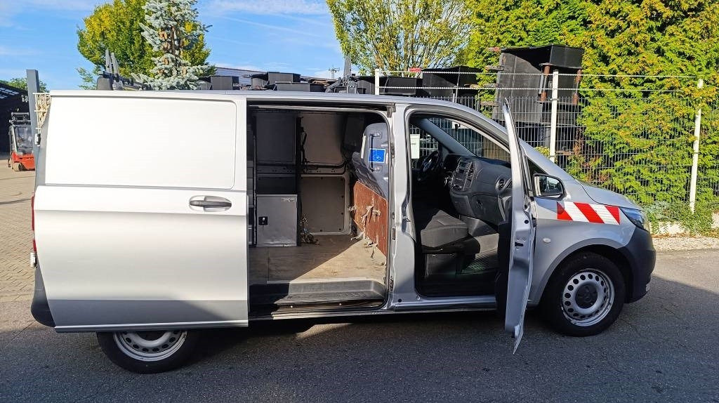 Box van Mercedes-Benz Vito 114 CDI Allrad-Werkstattschränke-Standheizung: picture 19