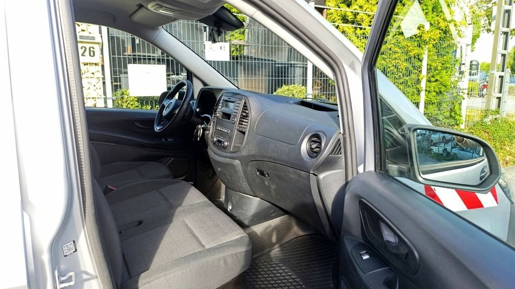 Box van Mercedes-Benz Vito 114 CDI Allrad-Werkstattschränke-Standheizung: picture 18