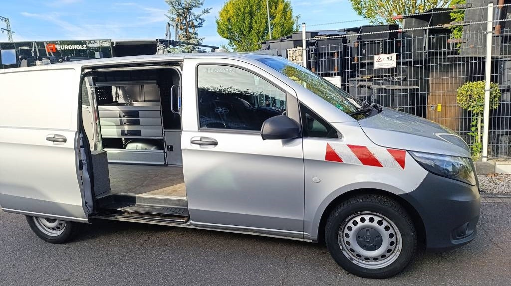 Box van Mercedes-Benz Vito 114 CDI Allrad-Werkstattschränke-Standheizung: picture 11