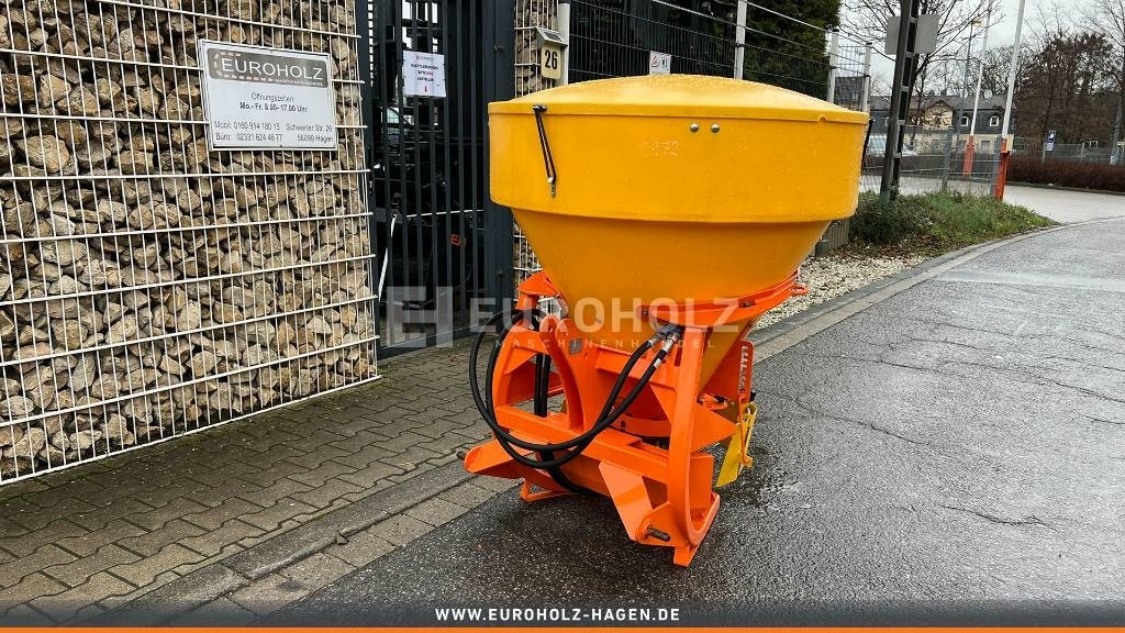Salzstreuer Sandstreuer Düngerstreuer PS-250M - Sand/ Salt spreader for Municipal/ Special vehicle: picture 1 Salzstreuer Sandstreuer Düngerstreuer PS-250M - Sand/ Salt spreader for Municipal/ Special vehicle: picture 1