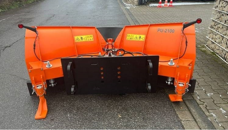 Schneeschild Planierschild hydraulisch 4-Wege PU-2 - Snow plough for Agricultural machinery: picture 1 Schneeschild Planierschild hydraulisch 4-Wege PU-2 - Snow plough for Agricultural machinery: picture 1