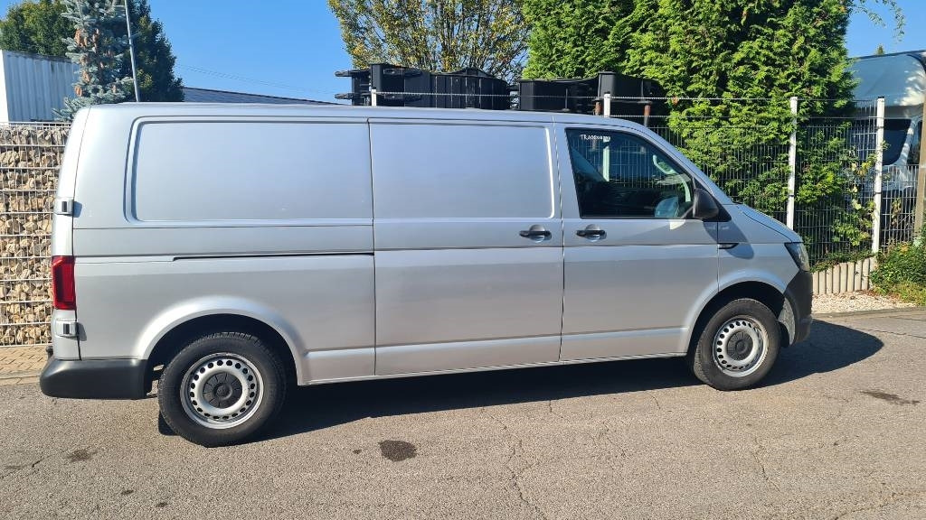 Volkswagen T5 2.0 TDI, Kasten, Werkstattschränke, Klima, AHK - Box van: picture 3 Volkswagen T5 2.0 TDI, Kasten, Werkstattschränke, Klima, AHK - Box van: picture 3