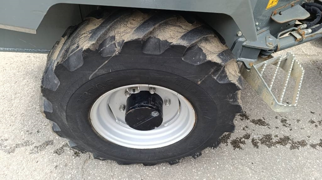 Mini dumper Wacker Neuson DW 40 Raddumper 2 Fahrstufen, Kabinenheizung, 4x4: picture 12 Mini dumper Wacker Neuson DW 40 Raddumper 2 Fahrstufen, Kabinenheizung, 4x4: picture 12